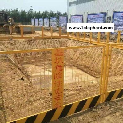 网都 瑞旗隆厂家供应 施工双板基坑防护网建筑工地基坑防护网施工区域双板防护网 厂家专业生产批发图3