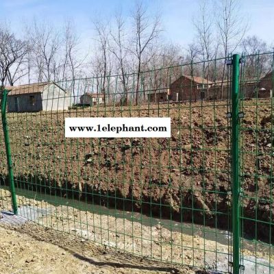 博通LHL-05 河道围栏网 鱼塘防护网 圈地围栏网 临边防护网图5