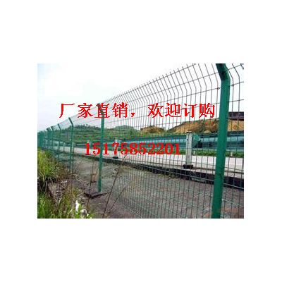 建筑工地防护网隔离铁丝网 浸塑防护网 草原防护网 小区防护网图2