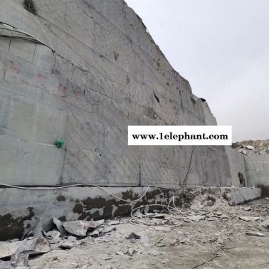 湖北十堰瀚澳SNS边坡防护网厂家 高边坡落石防护网 绿色包塑主动防护网 被动环形防护网 矿山绿化喷浆挂网