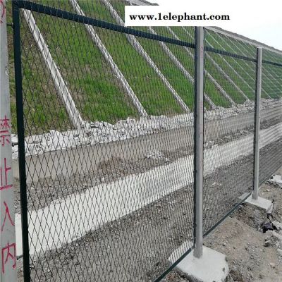 百瑞铁路防护网 铁路安全防护网批发 山东铁路防护网厂家 河北铁路防护网生产厂家  高铁防护栅栏厂家图4