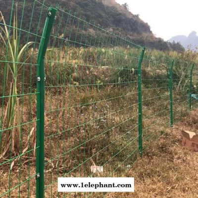 博通 园林防护网 圈地围栏网 场地护栏网 厂区围栏网 河道防护网图5