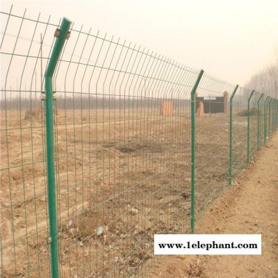 围栏网生产价格 家庭防护网 铁丝防护网报价图2