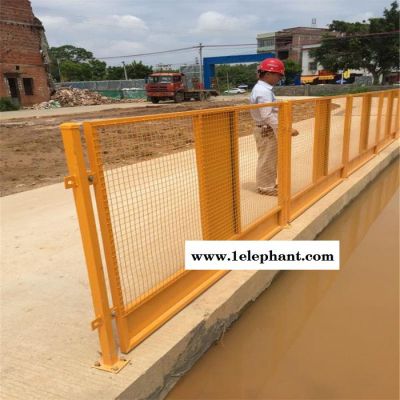 瑞旗隆1200*2000mm 临时基坑安全防护网 常年备有大量现货,专业定做各种规格防护网图3