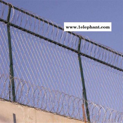 监狱防护网 防攀爬防护栏 监狱隔离栅图5