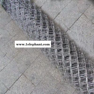 鹏锦 浸塑防护网 球场围栏源头厂家 厂家直发 规格齐全 欢迎来电咨询