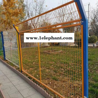 博通 框架护栏网 临边防护网 河道防护网 圈地围栏网 扁铁框网图7