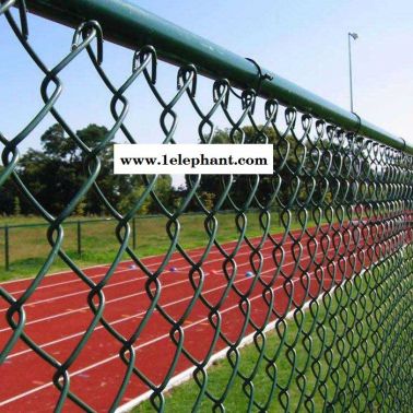 唯升  厂家** 球场防护网  球场围网  球场隔离栏  球场护栏  体育防护网