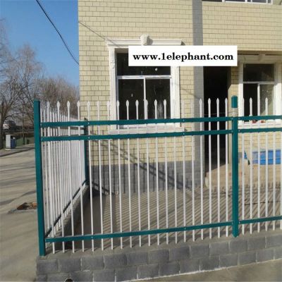 白色竖管护栏网 锌钢防护网 道路锌钢防护网图2