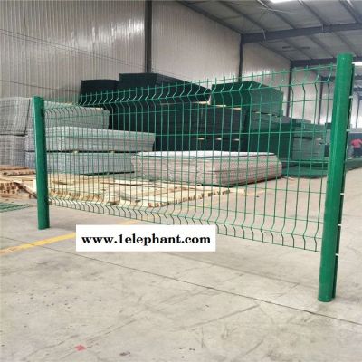 哪有护栏防护网 爬架护栏网 护栏护栏网价格 护栏网多 护栏网防护网图4