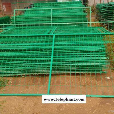 新盈特网栏 市政小区围栏网,道路公路防护网,护栏网  公路防护网图3