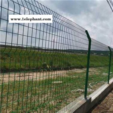 方川 场区护栏网 河边防护网