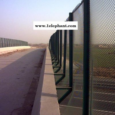 钢板护栏网 桥梁护栏网 桥梁防护网