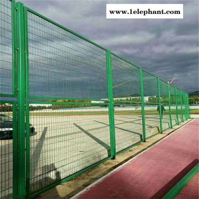 桥梁防护网 铁丝防护栏网 浸塑围栏网图6