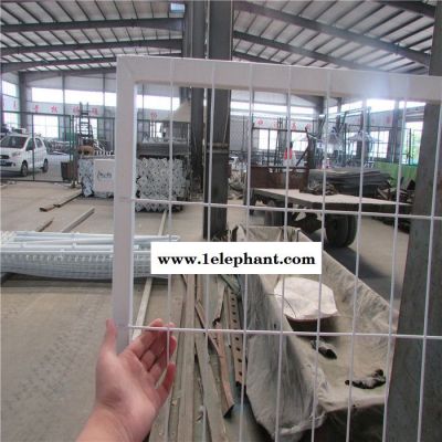 桥梁防护网 铁丝防护栏网 浸塑围栏网图8