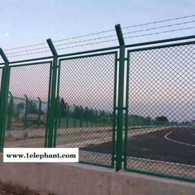 现货供应 小区防护网 金属围栏网 圈地框架护栏