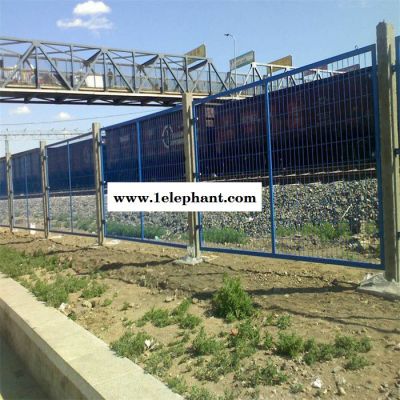 铁路两侧防护网 铁路护栏网 铁路围栏网图2