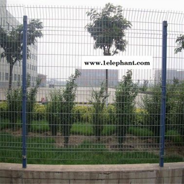 云南柯维金属双边丝护栏网 养殖圈地护栏网 护栏网防护网供应