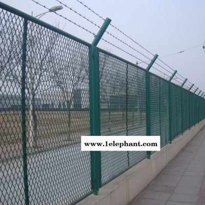 启东  厂家专业生产  监狱安全防护网  场地围栏网  安平护栏网
