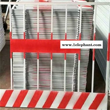 网片基坑护栏 工地基坑防护网 远昌丝网基坑护栏厂家