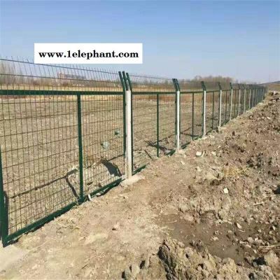 润光丝网 批发金属防护网 山西铁路护栏网 桥下防护栅栏厂家图7