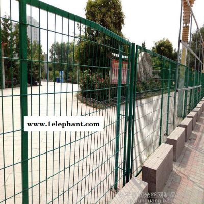 润光丝网铁路封闭网,绿色公路防护网,浸塑框架隔离网厂家图3