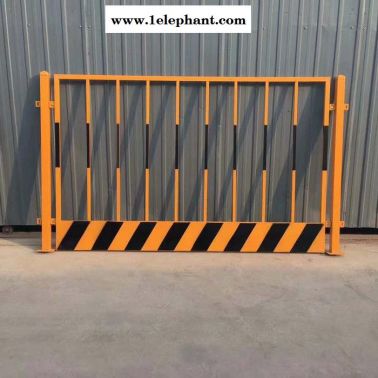 定制基坑围栏 井口防护网 配电箱护栏 安全防护基坑 施工围挡 警示隔离基坑护栏