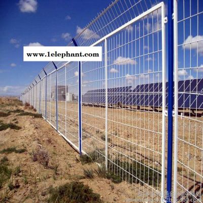 博通供应 厂区围栏网 公路护栏网 临边防护网 圈地围栏网图1
