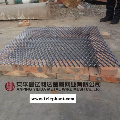 【铁领**铁路防护网┃高速公路防眩网┃脚踏防滑钢板网┃工程桥梁建筑防护网（GB11953-1989）图4