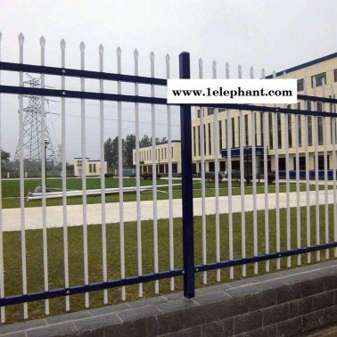 方川 工厂围墙防护网 学校铁艺围栏 小区围墙护栏