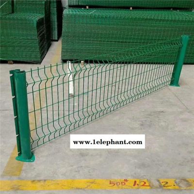 金属护栏网厂 铜护栏 围栏网护栏 防护网围栏 双边围栏网图8