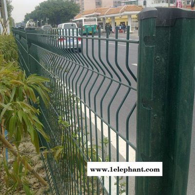 瀚海 供应护栏网 框架护栏网防护网 球场护栏网 小区防护网图3