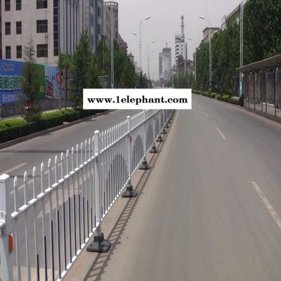 供应耀佳 市政护栏网 隔离网 防护网 公路隔离网 护栏网厂家 京式护栏网 防护网图5