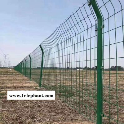 耀佳 现货双边丝护栏网 防护网 高速公路护栏网 公路护栏 围栏网 防护网 隔离栅 护栏网厂 铁丝围栏 边坡防护网图2