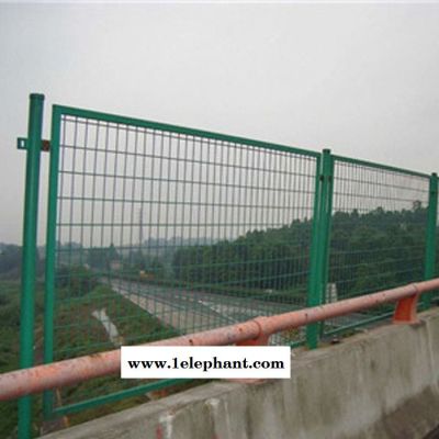 【防护护栏网】现货批发道路防护护栏网 绿色双边护栏网防护网图4