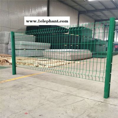 围栏护栏网价格 铁路公路防护网 铁路护栏网图片大全 铁护栏网 铁栅栏护栏网图3