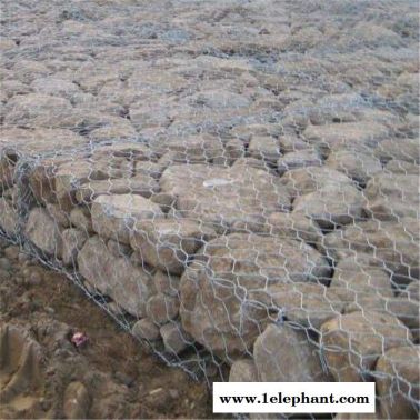 镀锌石笼网    覆塑格宾网   堤坝防护网