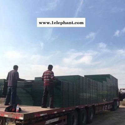 2012-8001、8002 铁路金属防护网 金属网片防护栅栏 加高加密网片 河北菲璇库存充足现货供应图3