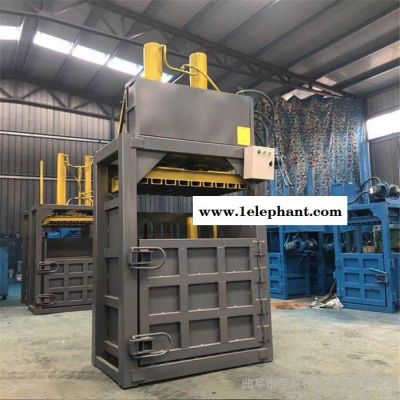 立式易拉罐压块机废塑料袋压缩打包机塑料垃圾袋压块机图4