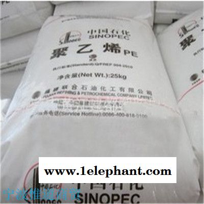 线性聚乙烯LLDPE 例如生产袋子、垃圾袋、弹性包装物、工业用衬套、巾式衬套和购物袋，这些都是利用改进强度和韧性后这种树图5