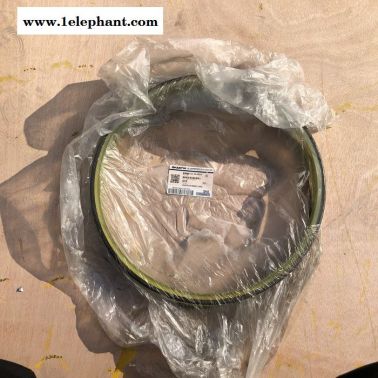 31Y-40-00019防尘圈 山推推土机SD42配件