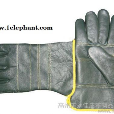 专业生产皮劳保手套 焊工手套 外贸款短皮驳掌耐高温手套
