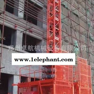 楼房建筑施工人货电梯-SC120升降机 人货两用施工升降机