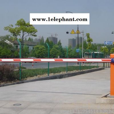 车牌识别系统 停车收费系统 广告道闸图4