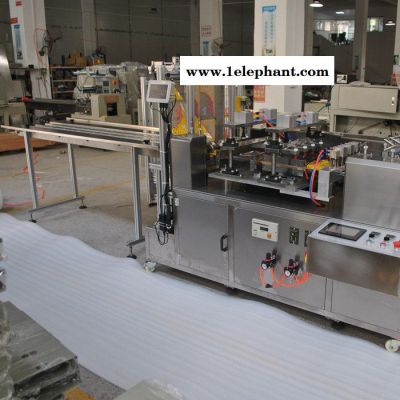 赛诺四边封包装机高速独立熔喷布口罩包装机图8