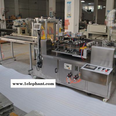 赛诺四边封包装机高速独立熔喷布口罩包装机图6