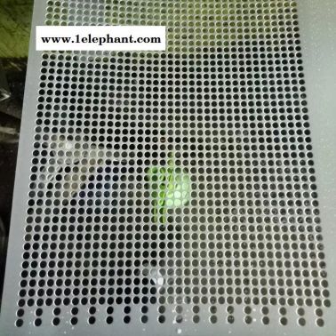 鱼眼防滑板 圆孔筛板 钢板冲孔网 铝板冲孔网 防盗窗垫板 亭松冲孔网 圆孔网
