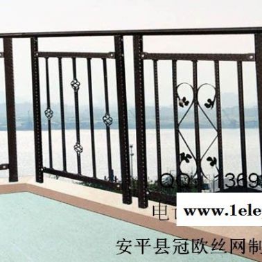 定做锌钢栏杆 锌钢护栏 厂矿护栏 组装式阳台护栏 阳台飘窗防护栏 防盗窗 围墙护栏 庭院围栏 阳台隔离栏