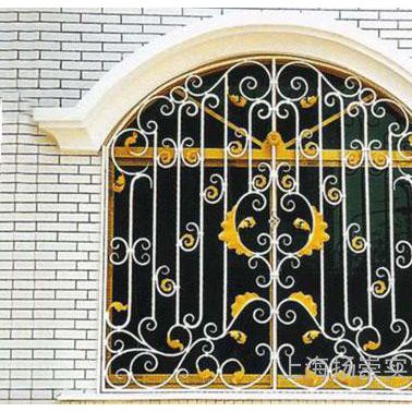 上海厂家定做欧式铁艺防盗窗、热镀锌、美观防盗