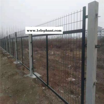 润光现货加工定制国标铁路线路防护栅栏桥下铁路网片厂家 高铁防护栅栏厂家图2